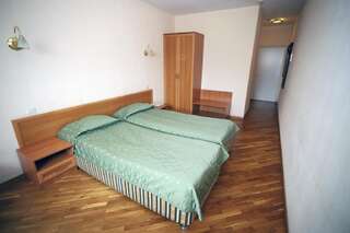 Гостиница Луч Москва Стандартный двухместный номер с 1 кроватью или 2 отдельными кроватями-4